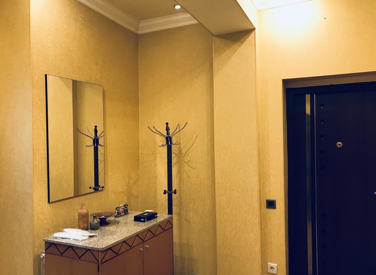 Апартаменты 3 room apartment. Baku, Azerbaijan Баку